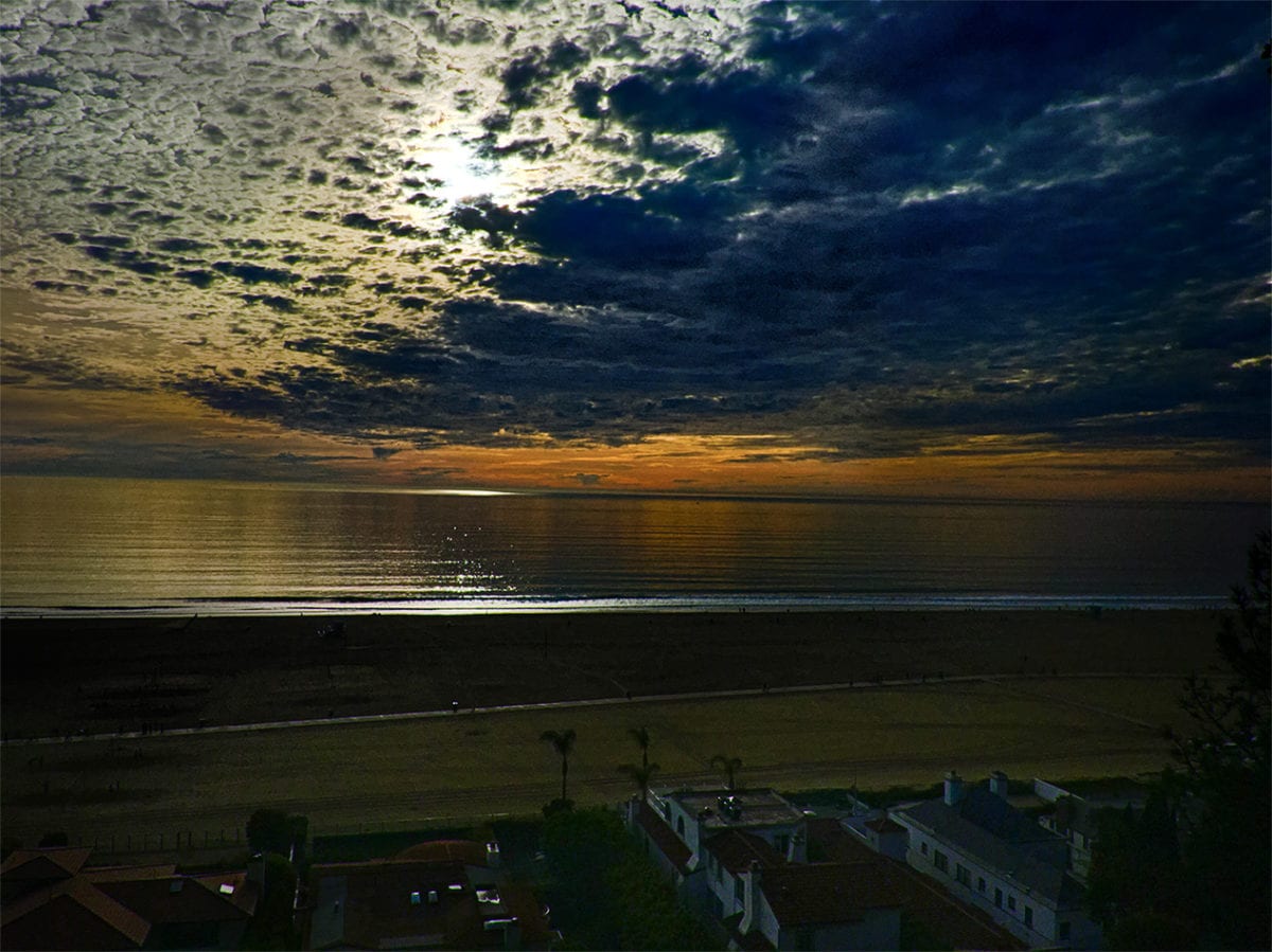 Santa Monica view from Palisades almost dark